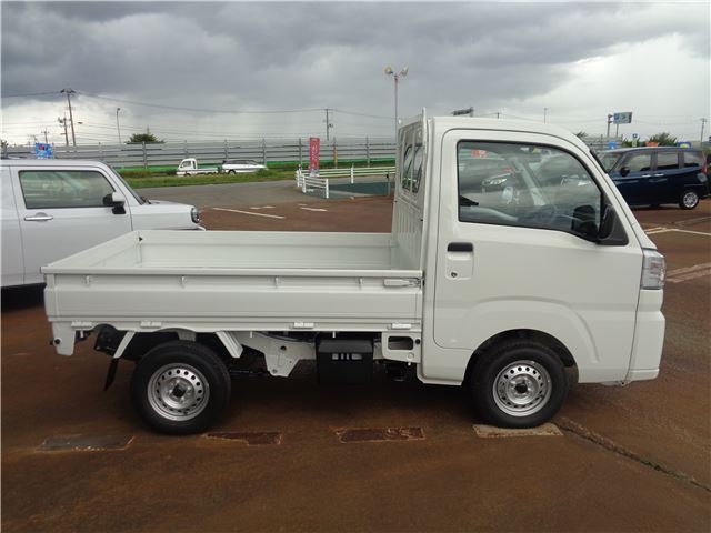 Daihatsu HIJET TRUCK 2024 6324860-4