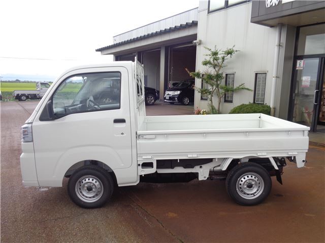 Daihatsu HIJET TRUCK 2024 6324860-5