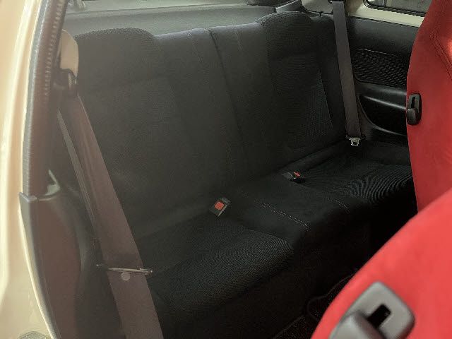 Honda INTEGRA 2000 6359939-9
