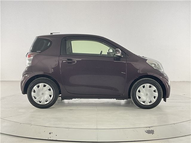 Toyota IQ 2014 6360058-7