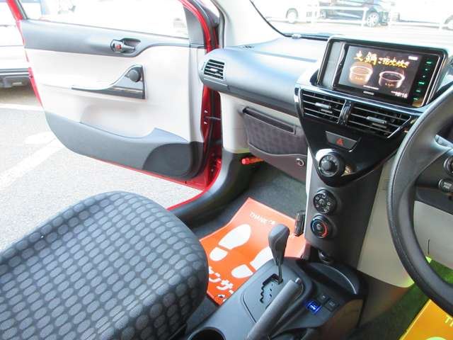 Toyota IQ 2013 6360105-1
