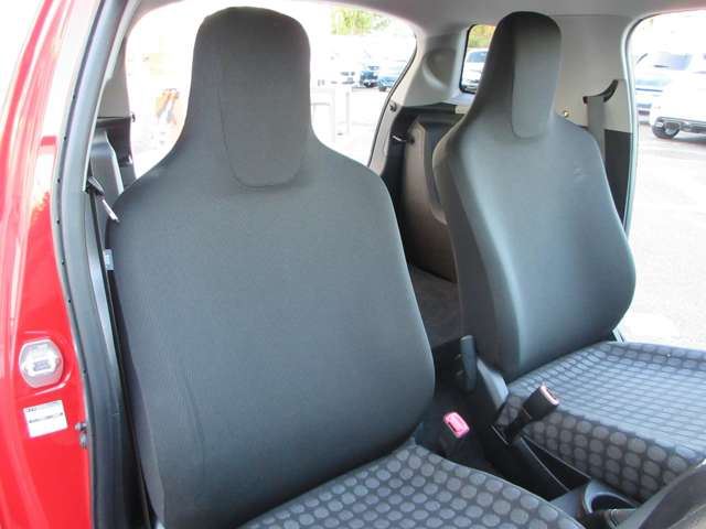 Toyota IQ 2013 6360105-8