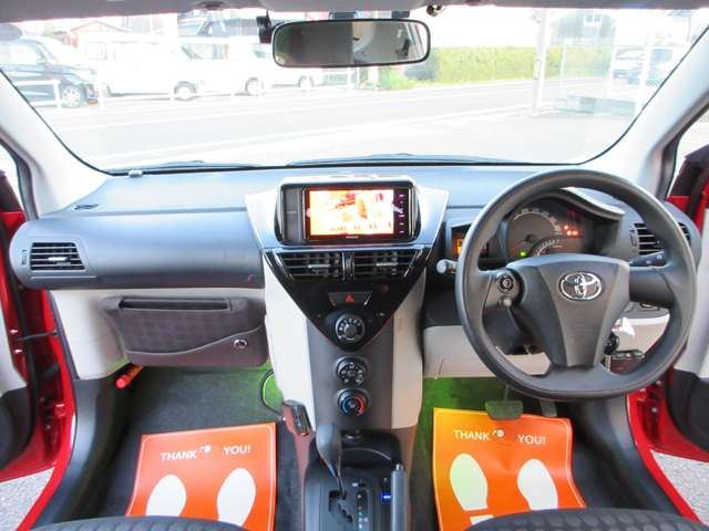 Toyota IQ 2013 6360105-9