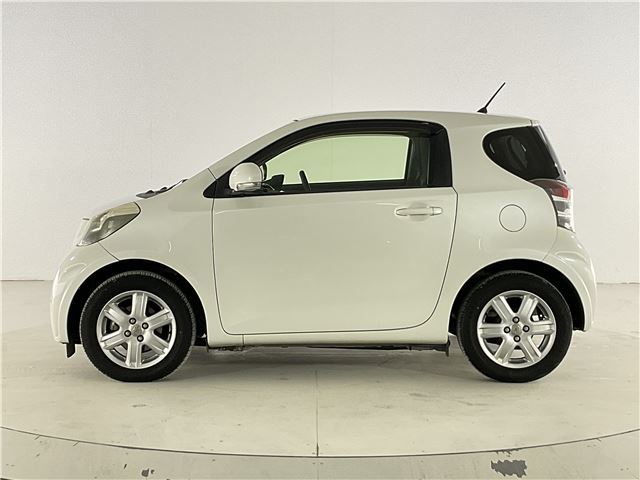Toyota IQ 2013 6360107-4