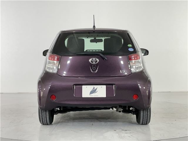 Toyota IQ 2012 6360182-7