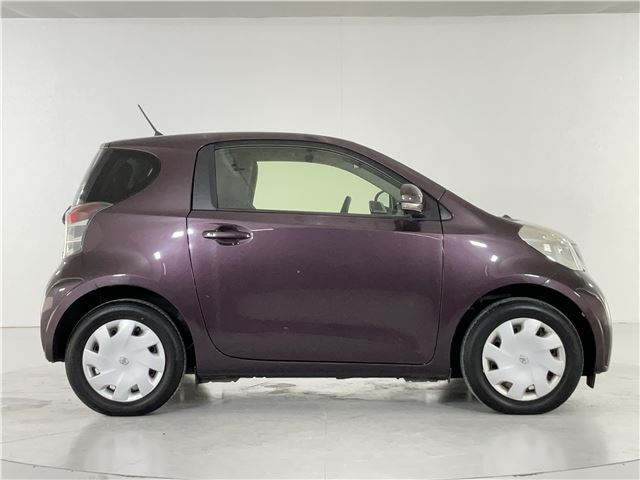 Toyota IQ 2012 6360182-8