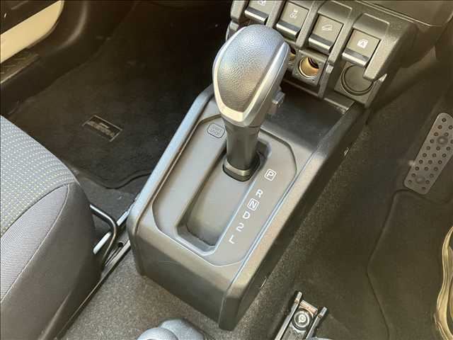 Suzuki JIMNY SIERRA 2020 6338640-6
