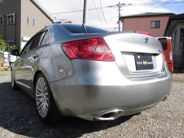 Suzuki KIZASHI 2015 6340470-7