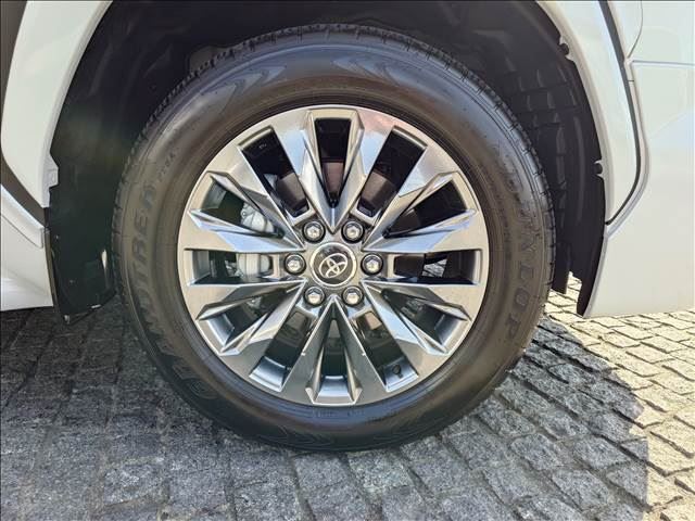 Toyota LAND CRUISER 2024 6367333-5