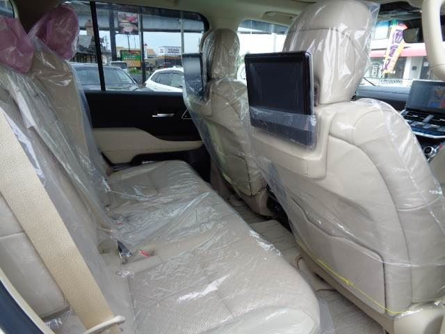 Toyota LAND CRUISER 2023 6368196-3