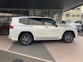 Toyota LAND CRUISER 2023 6368363-3