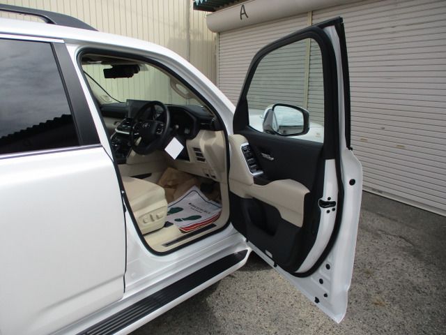 Toyota LAND CRUISER 2023 6368564-7