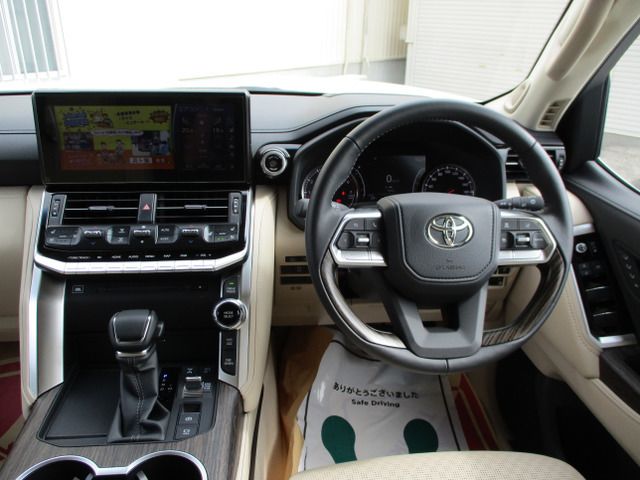 Toyota LAND CRUISER 2023 6368564-9