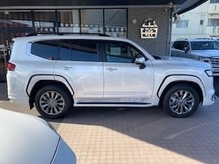 Toyota LAND CRUISER 2023 6368644-3