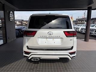 Toyota LAND CRUISER 2023 6368647-6