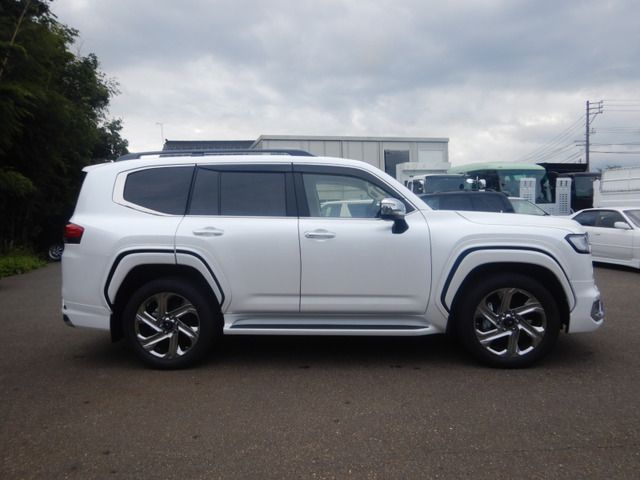 Toyota LAND CRUISER 2022 6368912-6