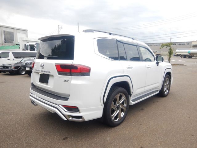 Toyota LAND CRUISER 2022 6368912-7