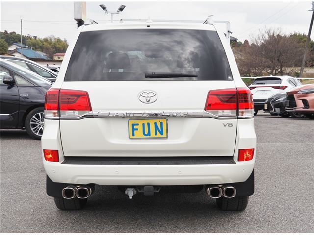 Toyota LAND CRUISER 2018 6369170-10