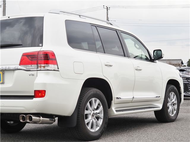 Toyota LAND CRUISER 2018 6369170-7