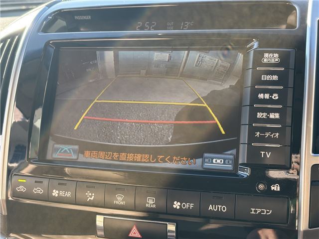 Toyota LAND CRUISER 2014 6369855-10