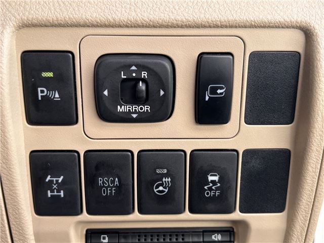 Toyota LAND CRUISER 2014 6369855-7