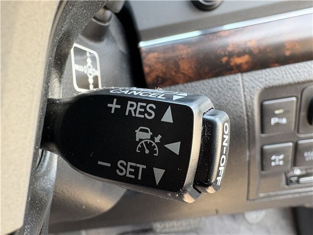 Toyota LAND CRUISER 2014 6369906-10