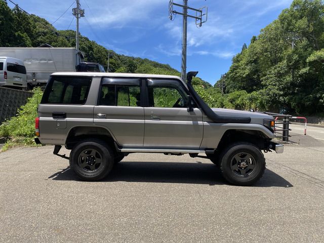 Toyota LAND CRUISER 2001 6371235-6