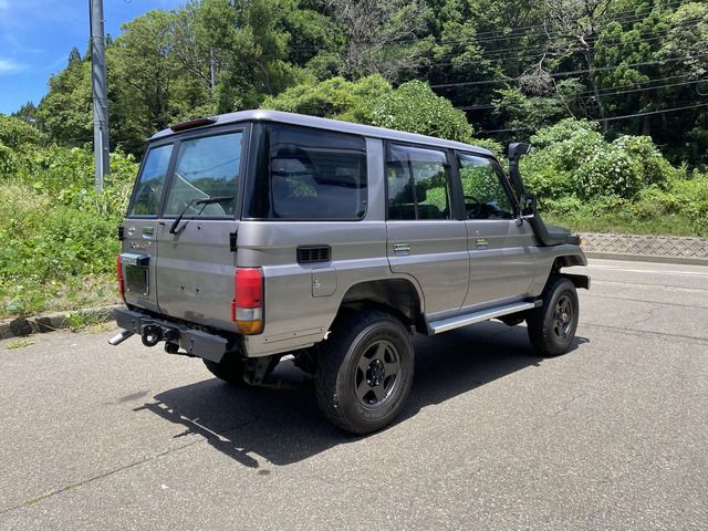 Toyota LAND CRUISER 2001 6371235-7