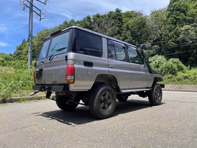 Toyota LAND CRUISER 2001 6371235-8