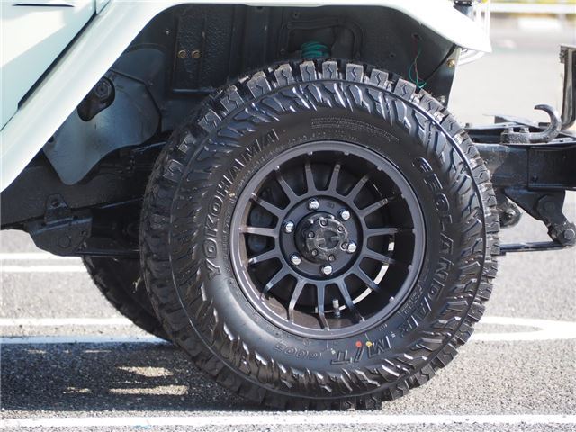 Toyota LAND CRUISER 1981 6373740-10