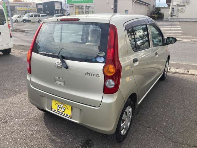 Daihatsu MIRA 2013 6328597-8