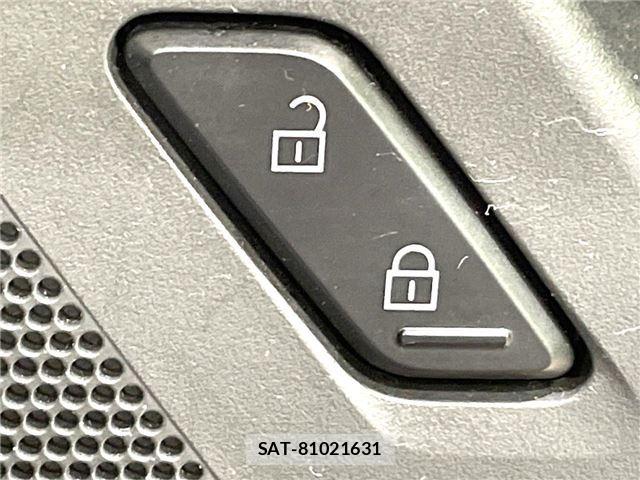 Mazda MX-30 2021 6376461-8