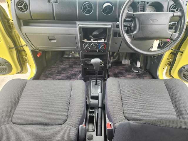 Daihatsu NAKED 2000 6367148-9