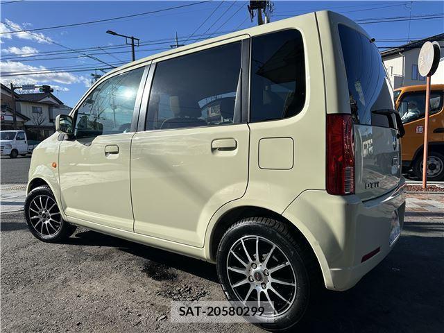 Nissan OTTI 2010 6332256-1