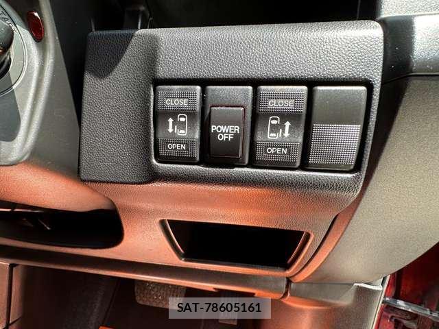 Mazda PREMACY 2012 6377768-6