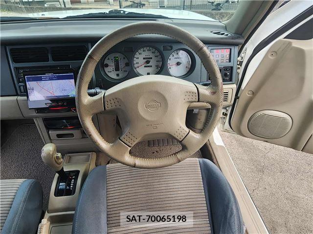 Nissan RASHEEN 1999 6334049-3