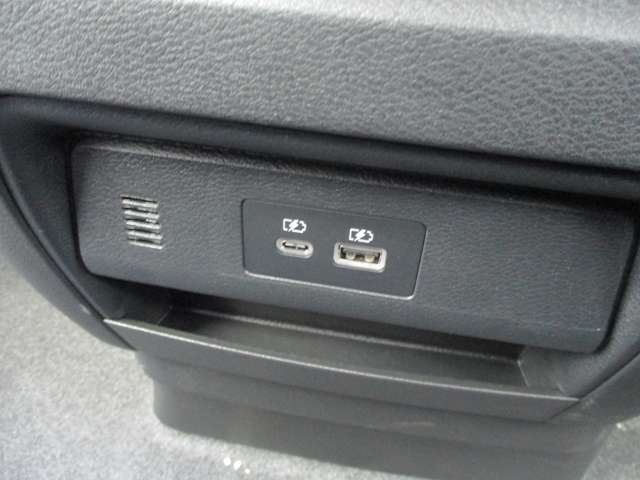 Nissan SERENA 2025 6339908-10