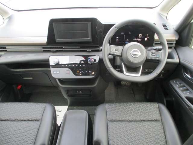 Nissan SERENA 2025 6339908-2