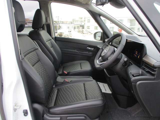 Nissan SERENA 2025 6339908-3