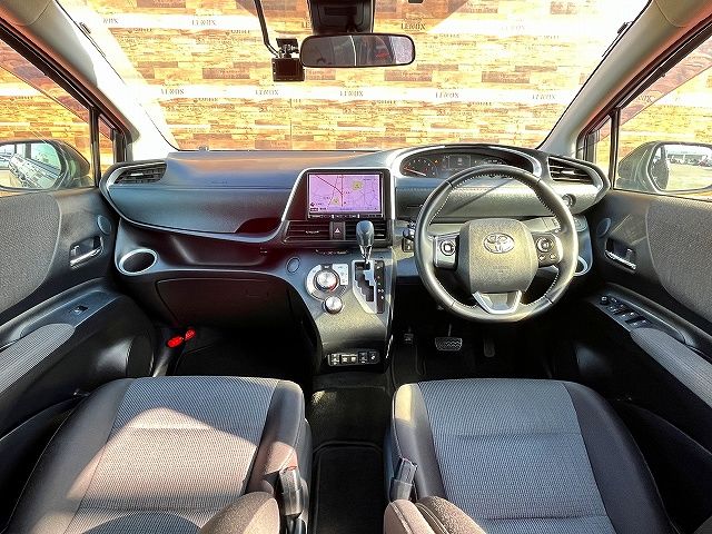Toyota SIENTA 2021 6324671-2