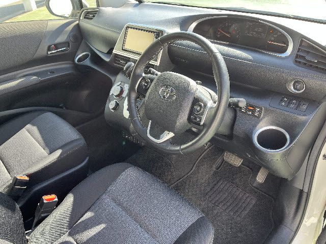 Toyota SIENTA 2021 6324930-3