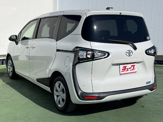 Toyota SIENTA 2021 6324930-8