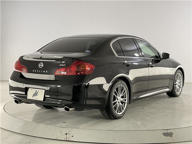 Nissan SKYLINE 2012 6345106-1