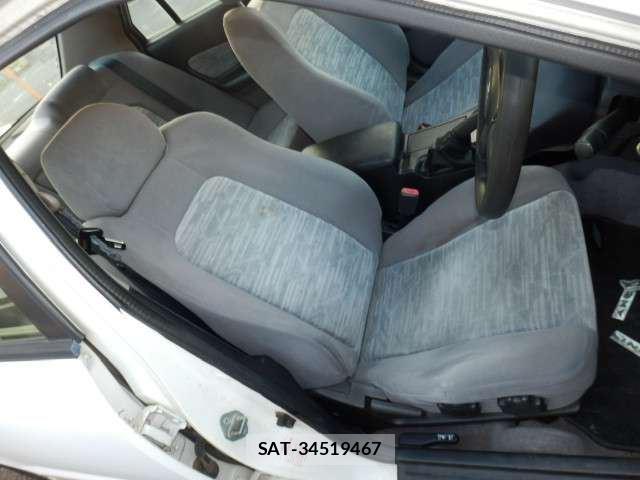 Nissan SKYLINE 2000 6346203-9