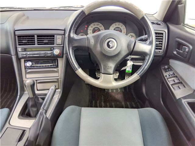 Nissan SKYLINE 2000 6346365-2