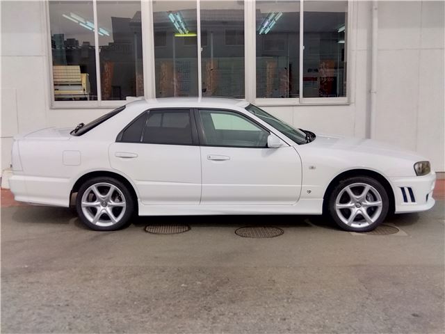 Nissan SKYLINE 2000 6346365-3