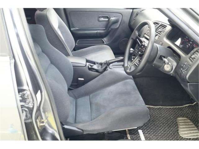 Nissan SKYLINE 1993 6347566-10