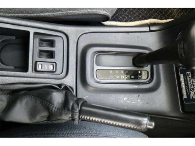 Nissan SKYLINE 1993 6347566-9