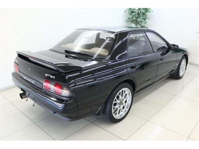 Nissan SKYLINE 1990 6348090-2