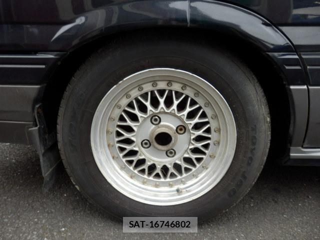 Nissan SKYLINE 1987 6348325-2